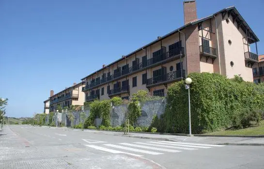 Abba Comillas Golf Apartments 