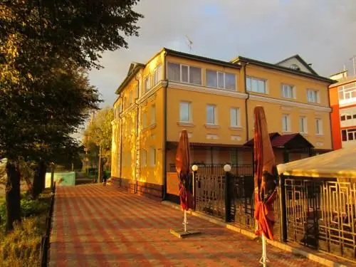 Gostiniy Dvorik Guest House 