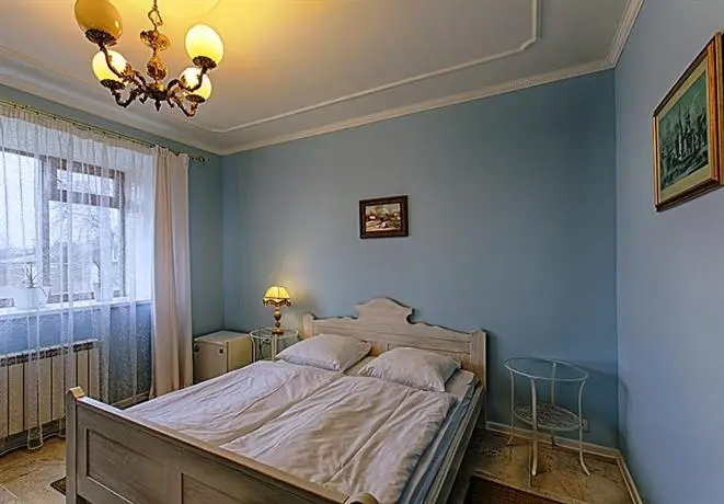 Surikov Guest House