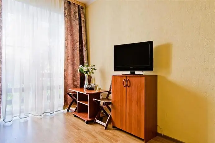 Yuzhniy Veter Guest House 