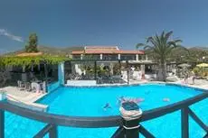 Zefiros Beach Hotel 