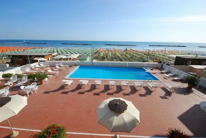 Hotel Embassy Pesaro