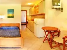 Alexandros Hotel Apartments 