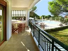 Alexandros Hotel Apartments 