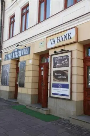 Hostel Va Bank