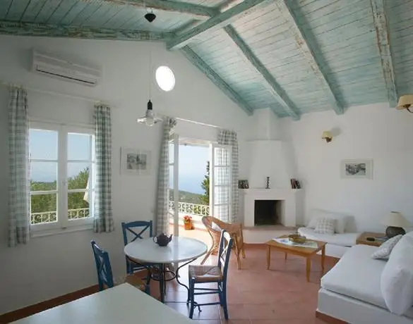 Agios Nikitas Villas