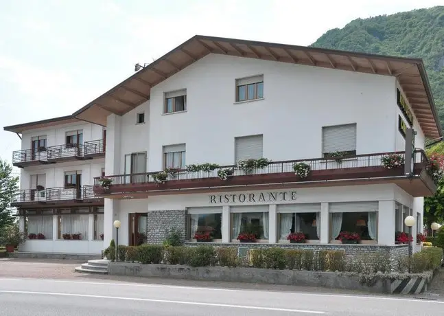 Albergo Ristorante Cima I Pra 