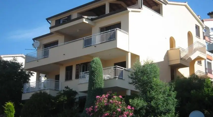 Apartments Mareblu 