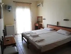 Vourvourou Hotel 