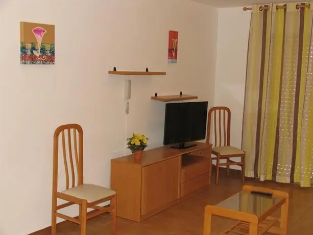 Apartamentos Zambra III 