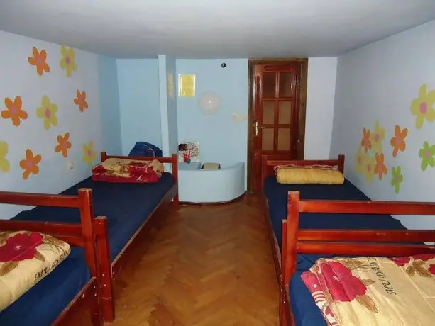 Globus Hostel and Guest House Batumi