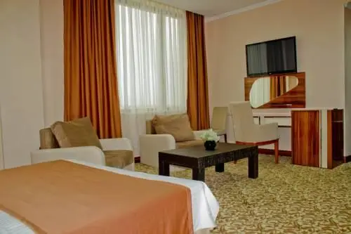 Golden Fleece Hotel Zugdidi 