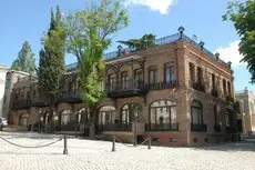 Hotel Pirosmani 