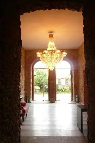 Hotel Rcheuli Palace