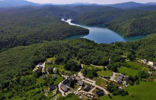 Ethno Houses Plitvica Selo 