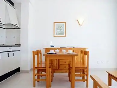 Apartamentos Sofia Playa Ibiza 