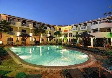 Caretta Beach Hotel Kalamaki 