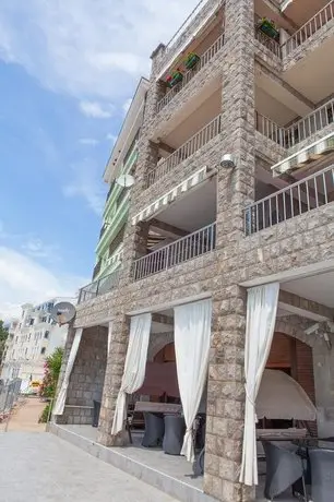 Apartments Lungo Mare 