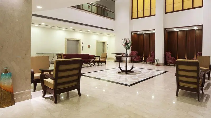 The Golden Plaza Hotel & Spa 