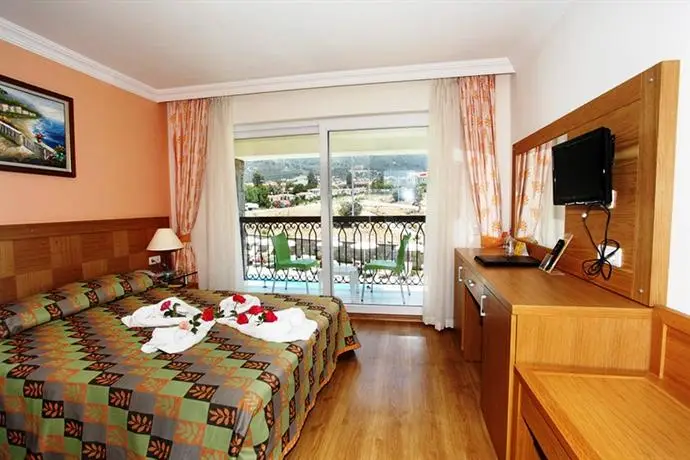 Orka Club Hotel & Villas 