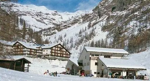 TH Gressoney la Trinite Monboso Hotel 