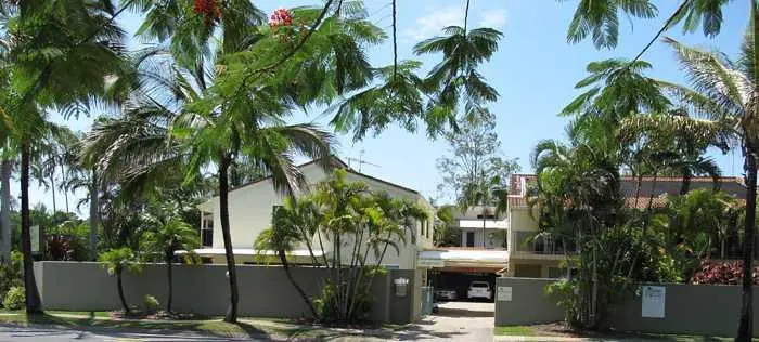 Le Court Villas 