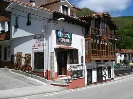 Hostal Nevandi