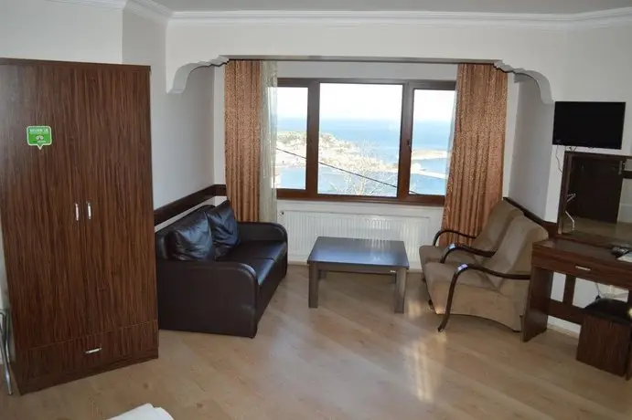 Amasra Ceylin Bed & Breakfast 