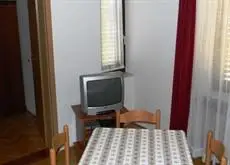 Apartmani Maver 