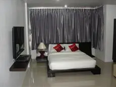 Naiharn Beach Road Apartment 