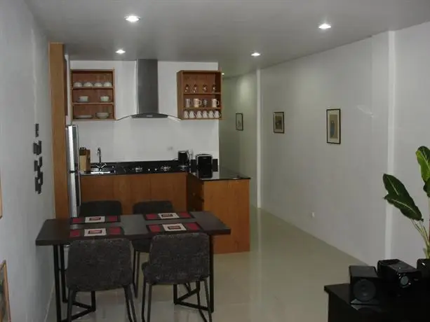 Naiharn Beach Road Apartment 