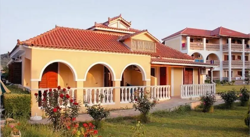 Elpida Hotel 