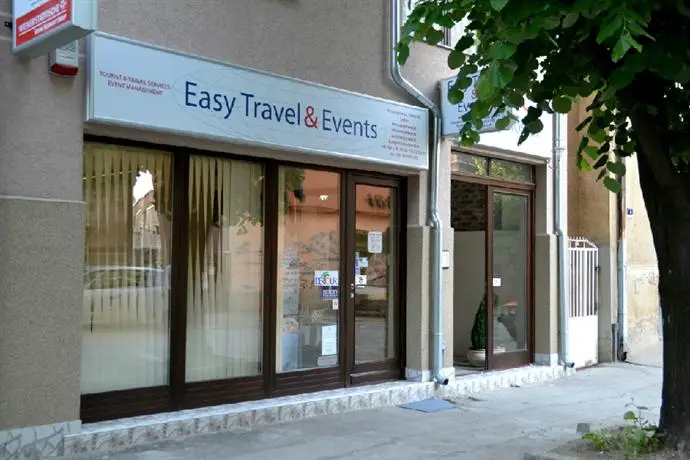 Easy Hostel 