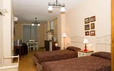 Apartamentos - Estudios La Vera 