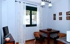 Apartamentos - Estudios La Vera 