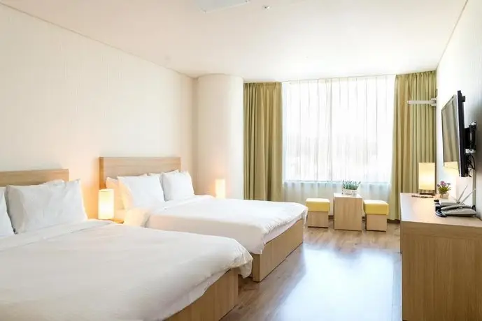 Elena Hotel Yeosu 