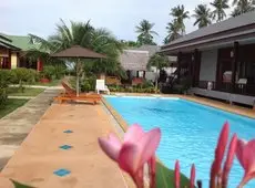 Khum Laanta Resort 