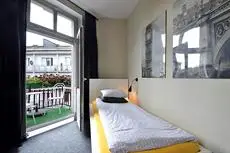 Dobranoc Hostel & Apartments 