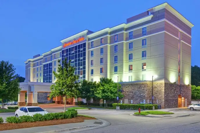 Hampton Inn & Suites Crabtree 