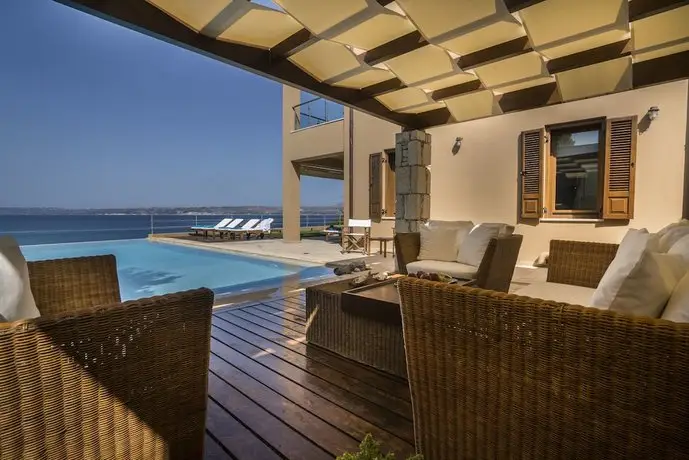 SK Place Crete Luxury Seafront Villas 