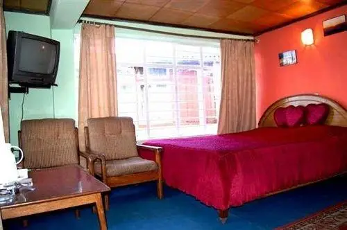 Broadway Hotel Darjeeling