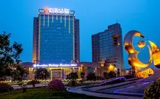 E Mei Shan Central Sunshine Hotel 