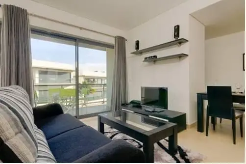 Cavalo Preto Beach Apartments 