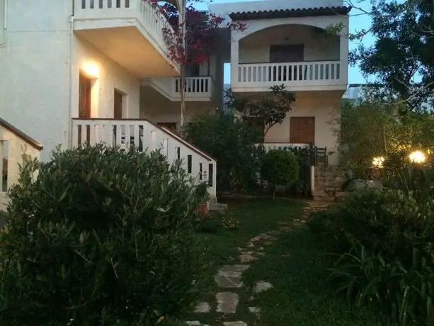 Nicolas Beach Guesthouse