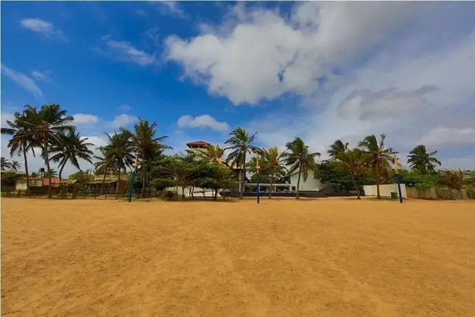 Catamaran Beach Hotel Negombo 