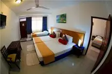 Catamaran Beach Hotel Negombo 