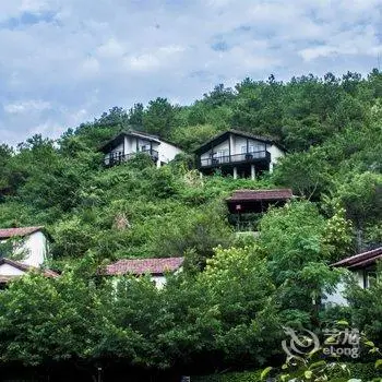 Qingyuan Yingde Baodunhu Villa 