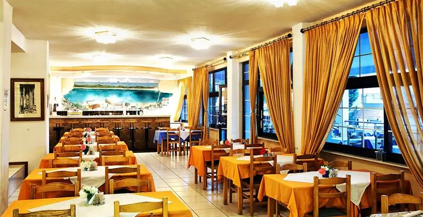 Ioannis Hotel 