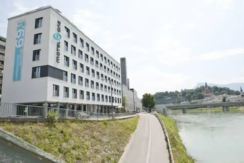 Motel One Salzburg-Mirabell 