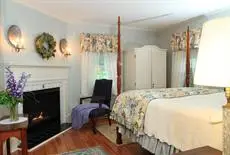 1802 House Bed & Breakfast 